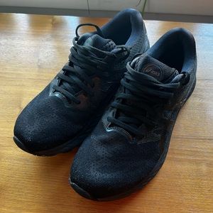 Gel-Nimbus 23 ASICS Size 8